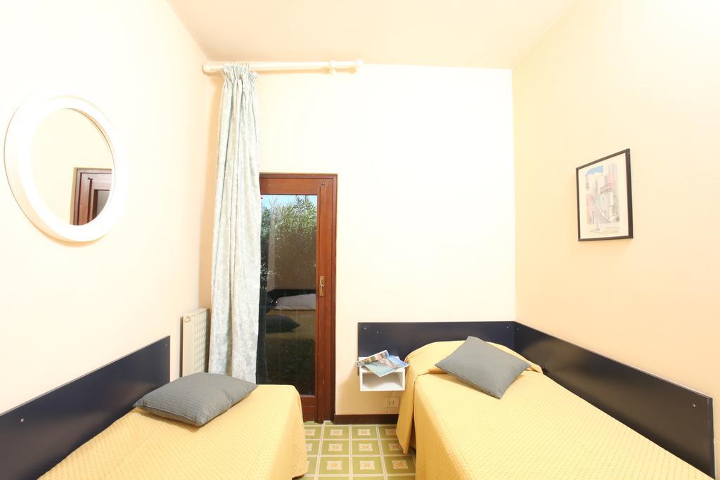 Appartamenti Casetto Bardolino Habitación foto